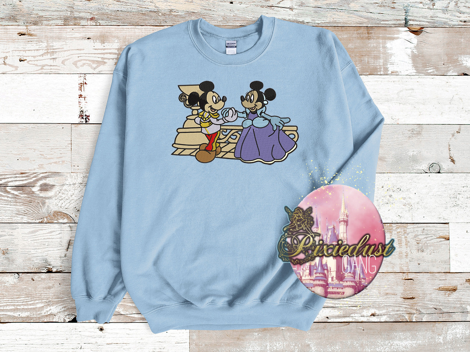 Mickey and Minnie Cinderella scene embroidered sweatshirt